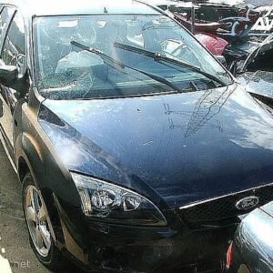 Ford Focus 2.0i  145KM . 5 st menj Ghia