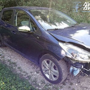 Avtodeli za Peugeot 208