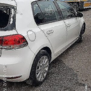 Avtodeli za Volkswagen Golf 1.6 TDI DPF Trendline 66  90