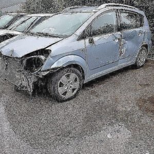 Avtodeli za Toyota Corolla Verso 2.2 D4-D 177KM Sport  5