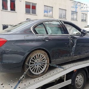 Avtodeli za BMW serija 3: 320d Luxury Line