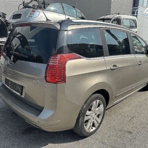 Avtodeli za Peugeot 5008