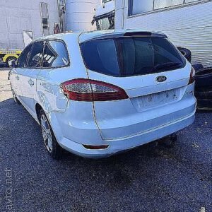 Ford Focus 1.6 Ti-VCT  115KM . 5 st menj Ghia