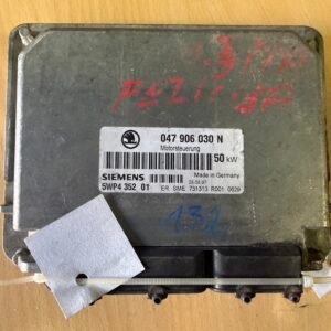 Računalnik motorja (ECU) Siemens Simos 2.3D – 047906030N / 5WP4326