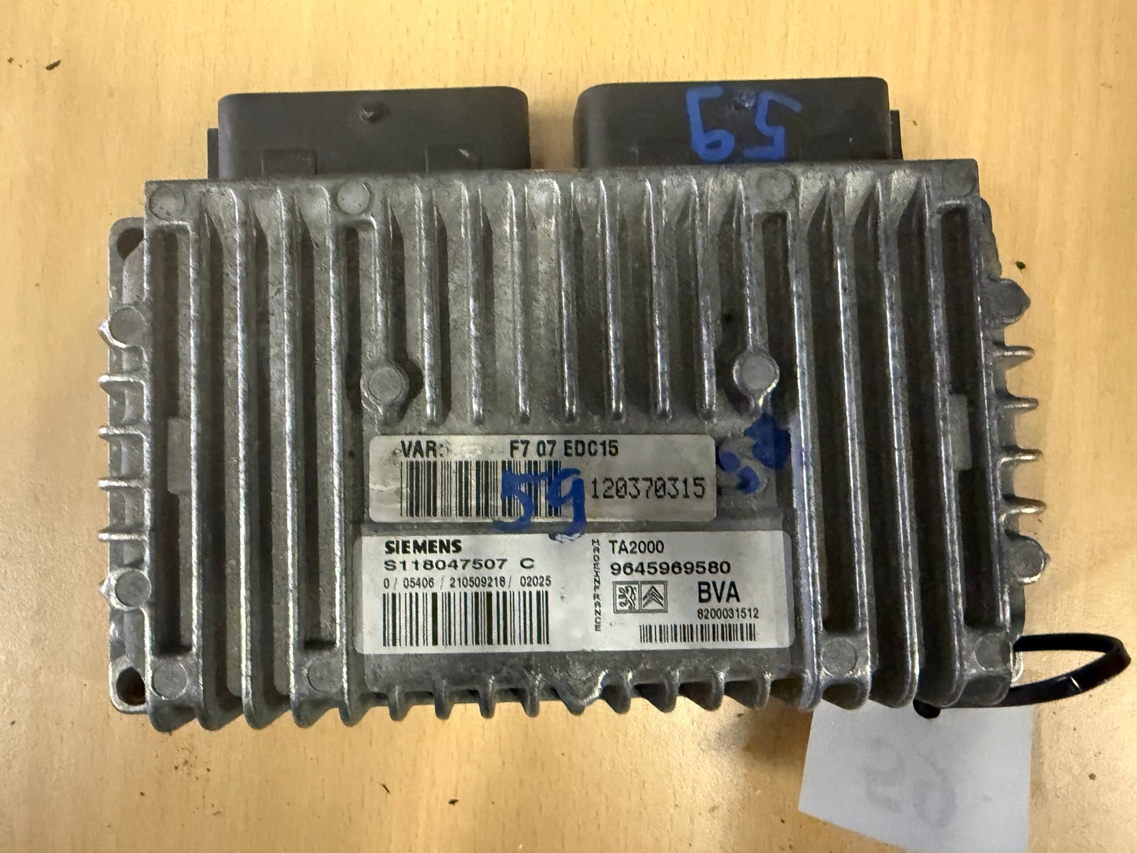 Krmilna enota avtomatskega menjalnika Siemens – S118047507C / 9645969580